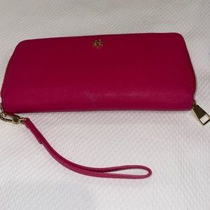 Tory Burch wristlet